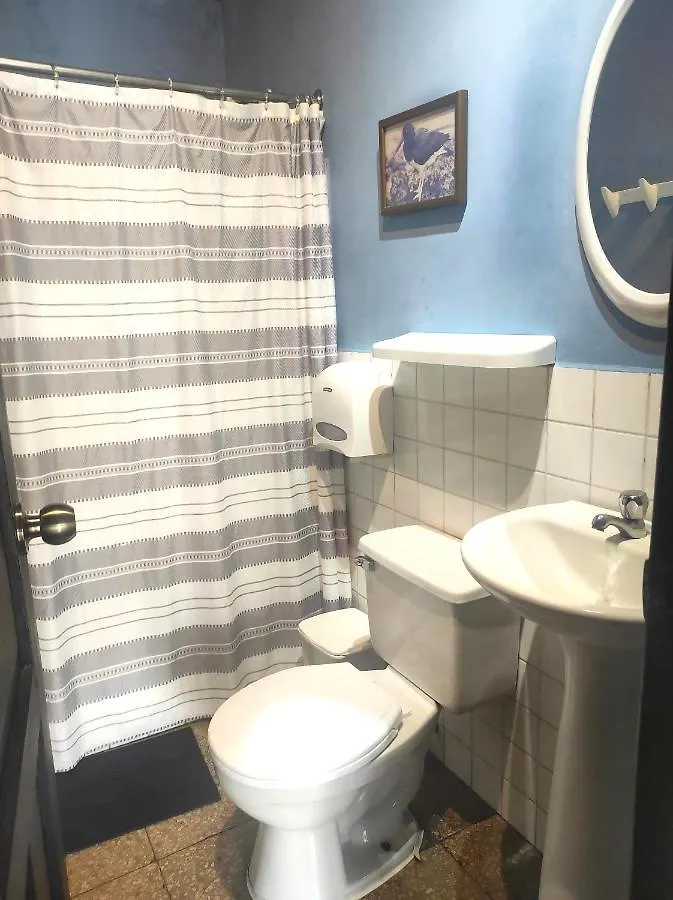 Dreamkapture Hostel Close To The Airport And Bus Terminal Guayaquil