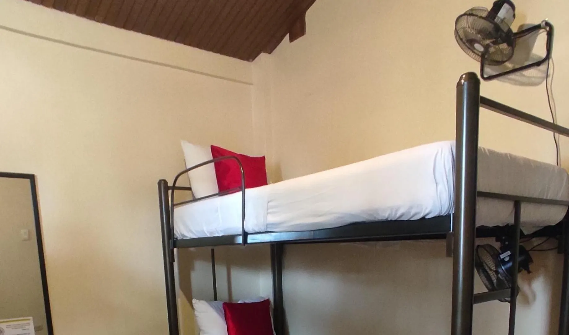 Dreamkapture Hostel Close To The Airport And Bus Terminal Guayaquil Ecuador