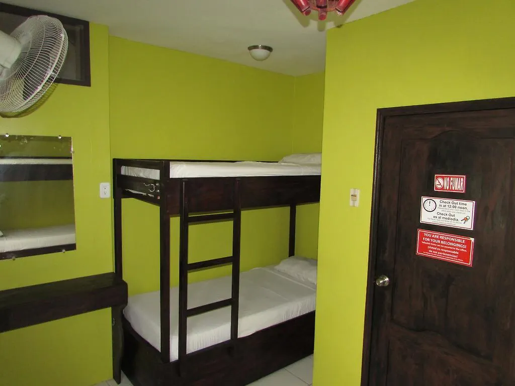 Dreamkapture Hostel Close To The Airport And Bus Terminal Guayaquil